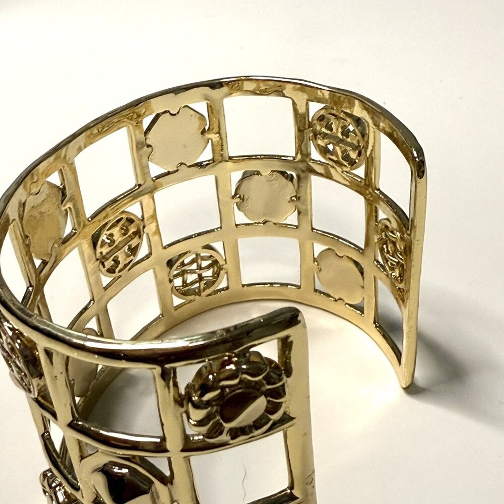 Gold Tone Wide Cuff Bracelet Open Design Egyptian Revival 6-7” Fashion Jewelry - Picture 11 of 12